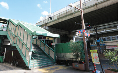 御堂筋線江坂駅