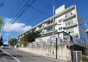 茨木市立西中学校